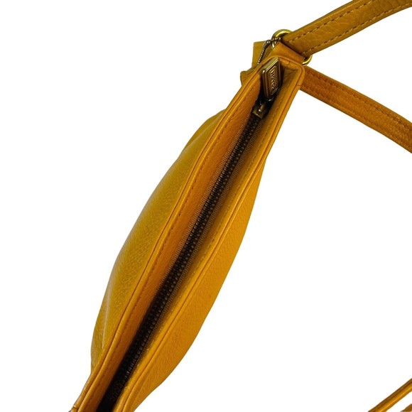 Vintage COACH Marigold Yellow Leather Shoulder Purse Handbag Hobo Adjustable - Picture 10 of 12
